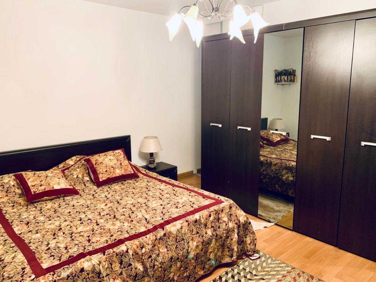 Apartment Gold *